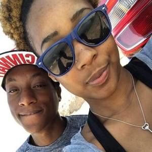 Meet your Posher, Aaron